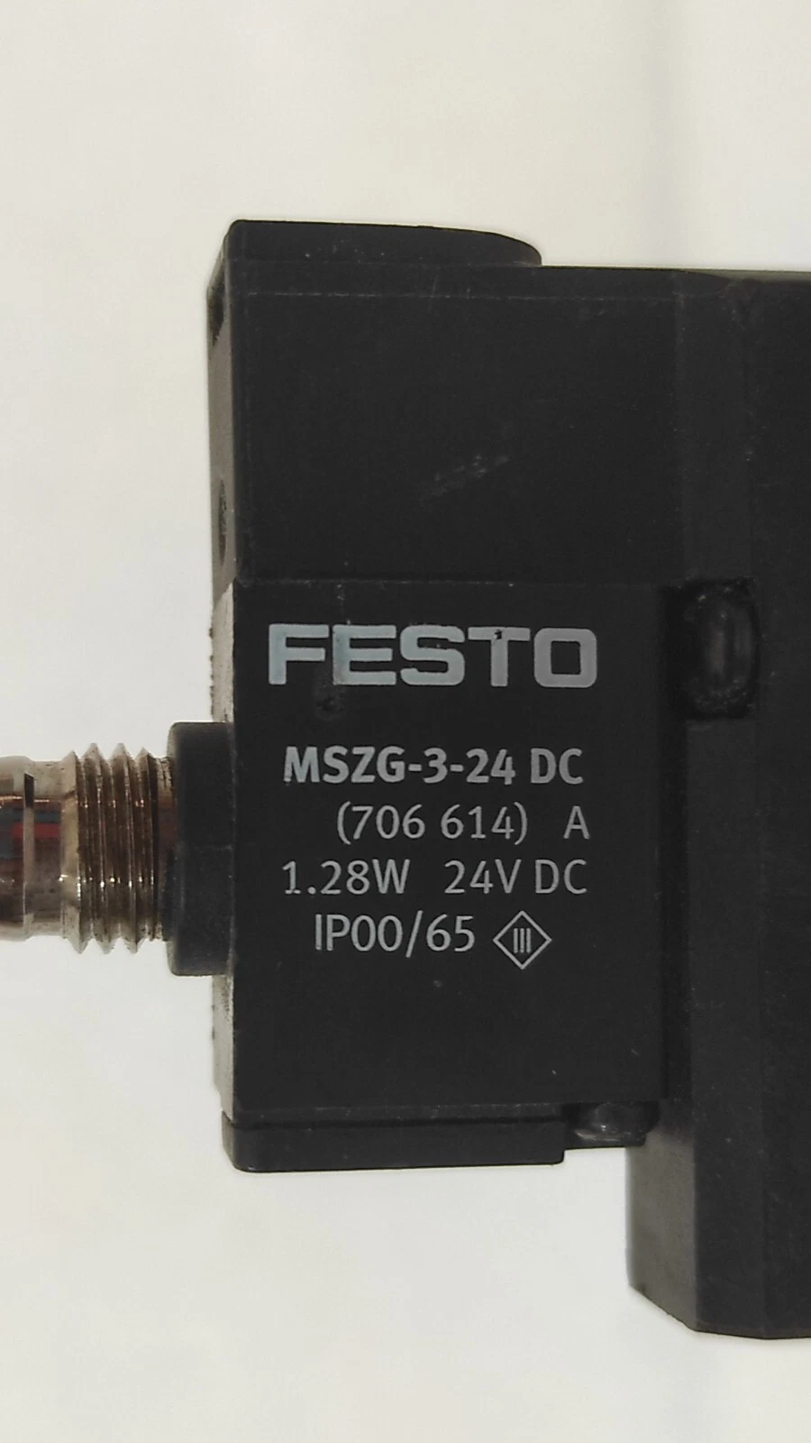 admin/uploads/uploads/Festo CPE 14-M1CH Solenoid Valve_1.webp